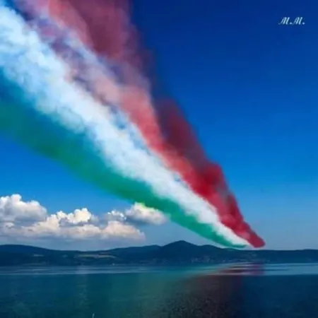 Iride Sul 2 Via Principessa Jolanda 10-piazza Del Molo * Anguillara Sabazia