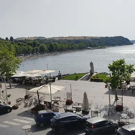 Iride Sul 2 Via Principessa Jolanda 10-piazza Del Molo